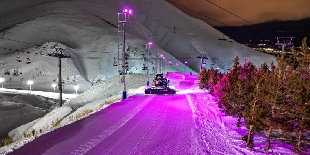 Gece kayak zevki doruklara çıkıyor: Palandöken’de yeniliğe yoğun ilgi! 4